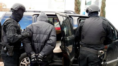 B. wiceburmistrz Bogatyni, inspektor nadzoru i wykonawca inwestycji zatrzymani