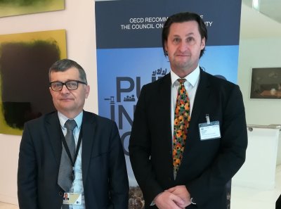 Na zdjęciu z Zastępcą Szefa CBA (po lewej) 
Ambasador, Stały Przedstawiciel Rzeczypospolitej Polskiej przy OECD - Prof. Aleksander Surdej