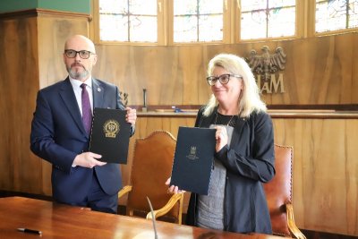 Szef CBA oraz rektor Uniwersytetu w Poznaniu