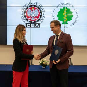 Two people shaking hands